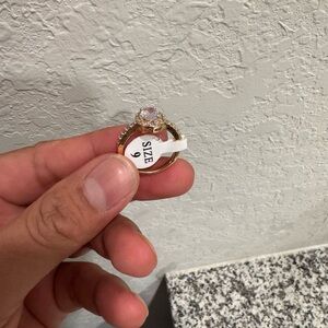 Elegant Gold and Silver Women's Ring